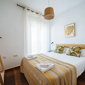  Appartamento Homeyseville-lovely Duplex At Santa Cruz 10 Pax, Parking Optional